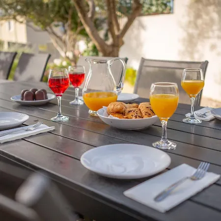 Casa vacanze Ferienvilla Elena Mit Eigenem Pool By Interhome *
